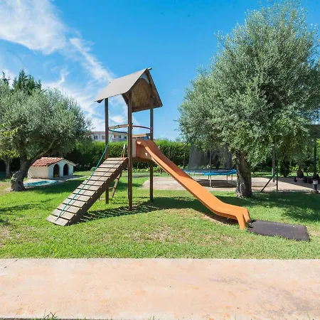 Holiday home Belvilla By Oyo Park Colibr *