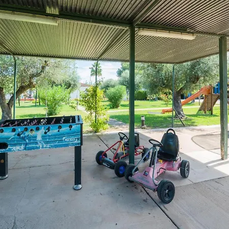 Holiday home Belvilla By Oyo Park Colibr Villafortuny